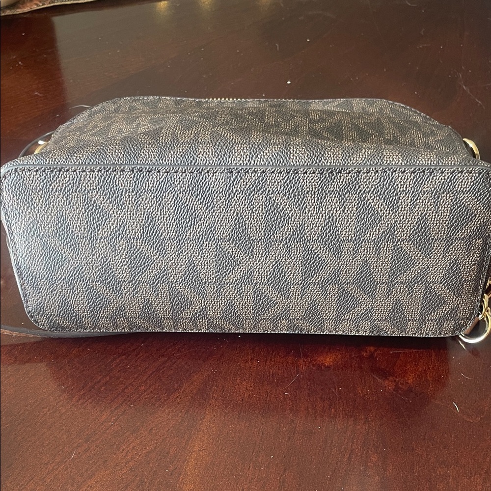 Michael Kors Black and Tan Crossbody Bag Set - Picture 6 of 14